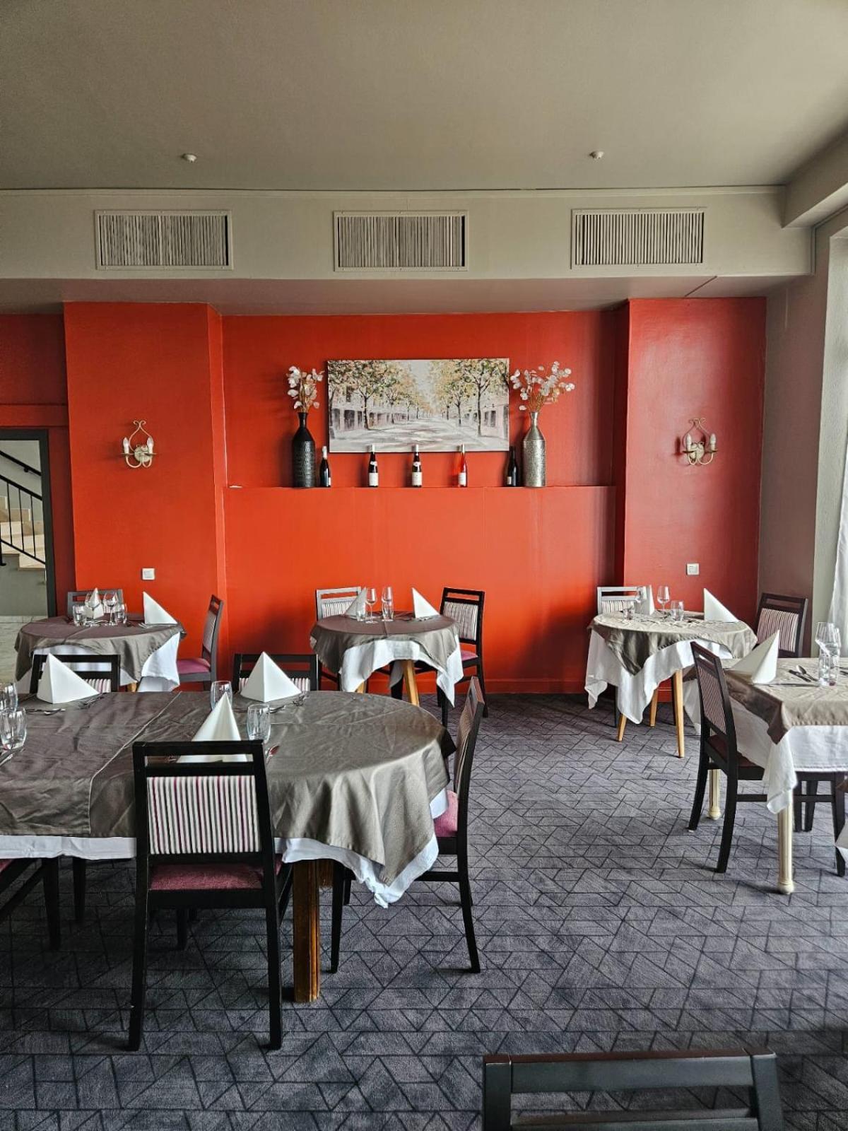 Alexain Hotel Restaurant & Wellness - Colmar Ouest 特鲁瓦埃皮 外观 照片