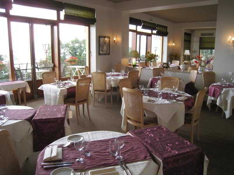 Alexain Hotel Restaurant & Wellness - Colmar Ouest 特鲁瓦埃皮 餐厅 照片